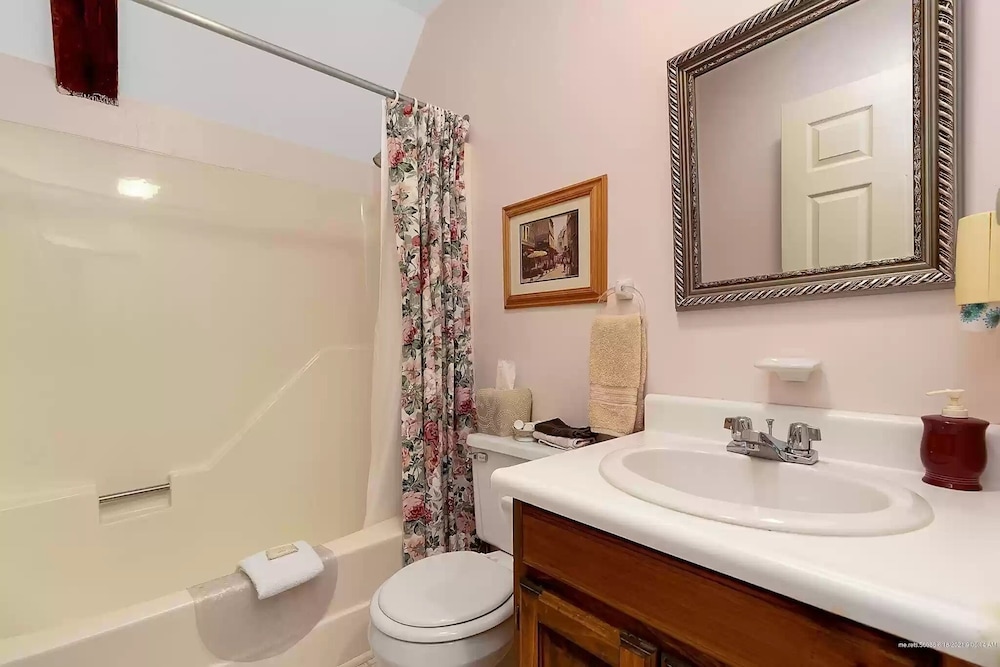 Rose Room photo 3