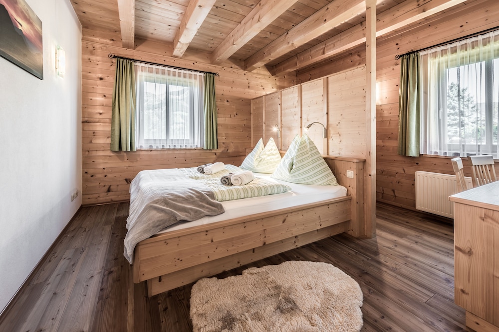 Deluxe Chalet, Mountain View (Großglockner - 8 People) photo 3