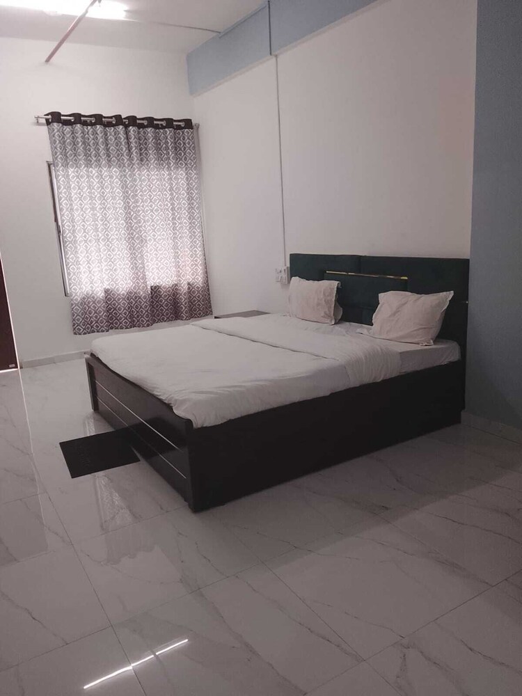 Deluxe Double Room, City View