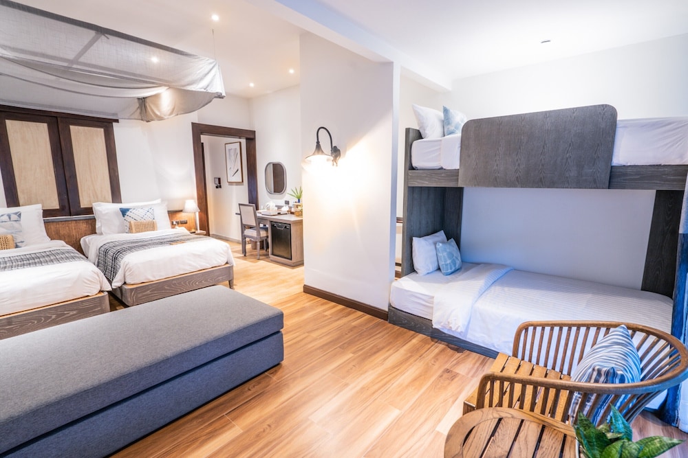 Family Suite - Photo 1