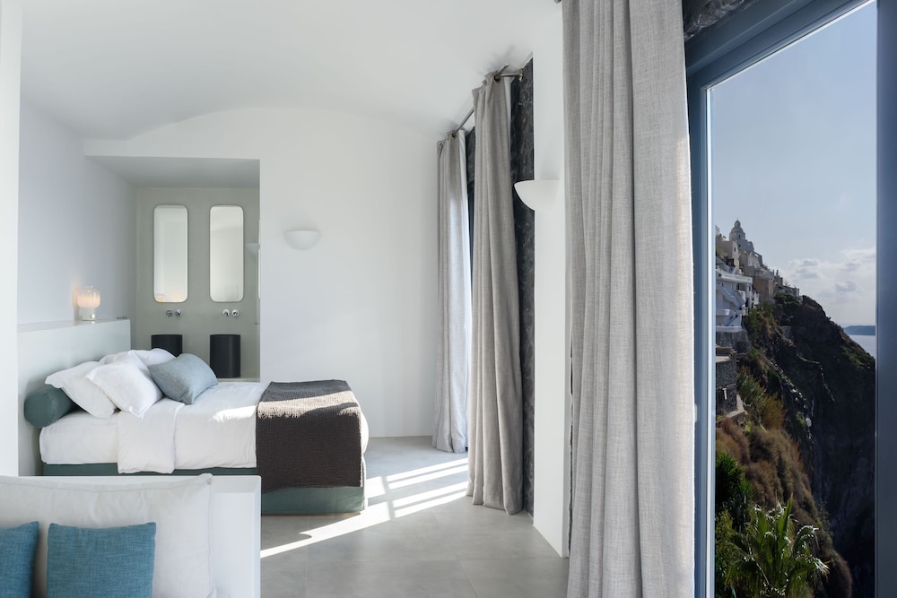 Executive Suite - Photo 10