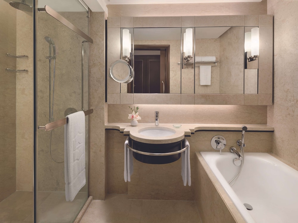 Premier Suite, 1 King Bed (Selection)