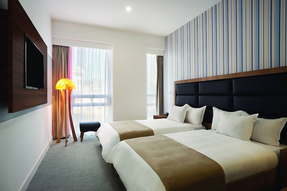 Room, 2 Twin Beds, Non Smoking (TRYP Room) photo 1