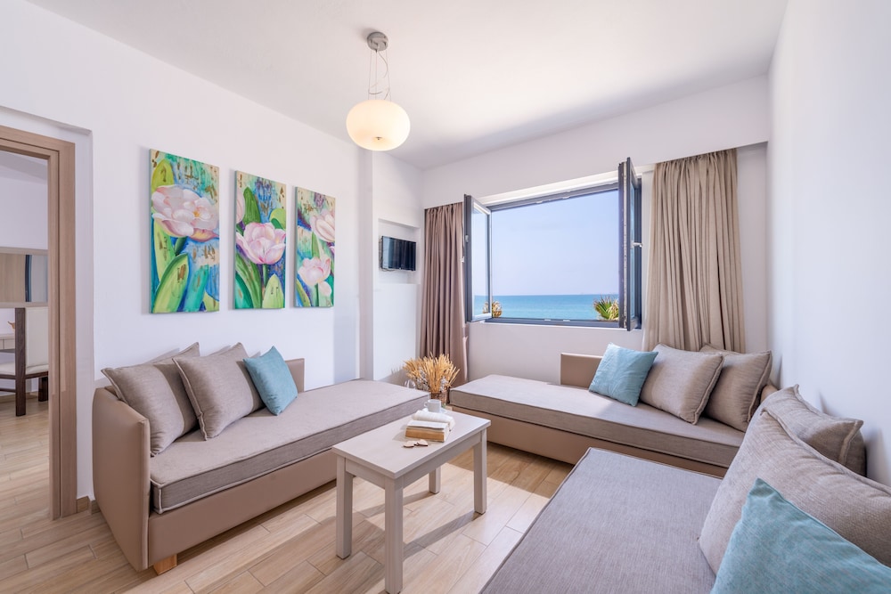 Grand Apartment, 1 Bedroom, Sea View - Photo 4