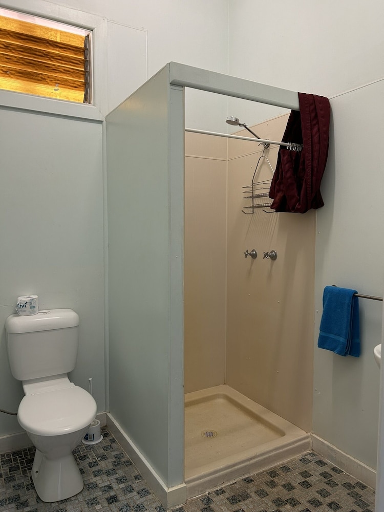 Standard Room, Non Smoking (Standard Twin Room) photo 2
