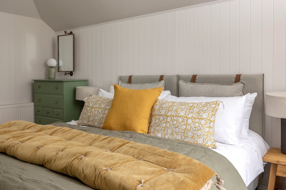 Coach House Suite photo 2
