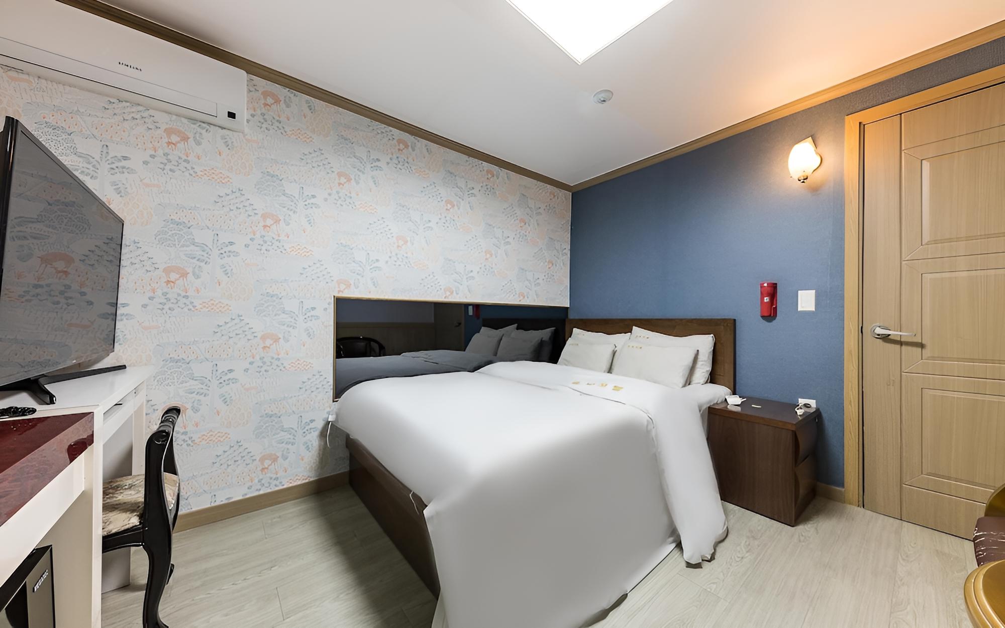 Room (General room) - Photo 7