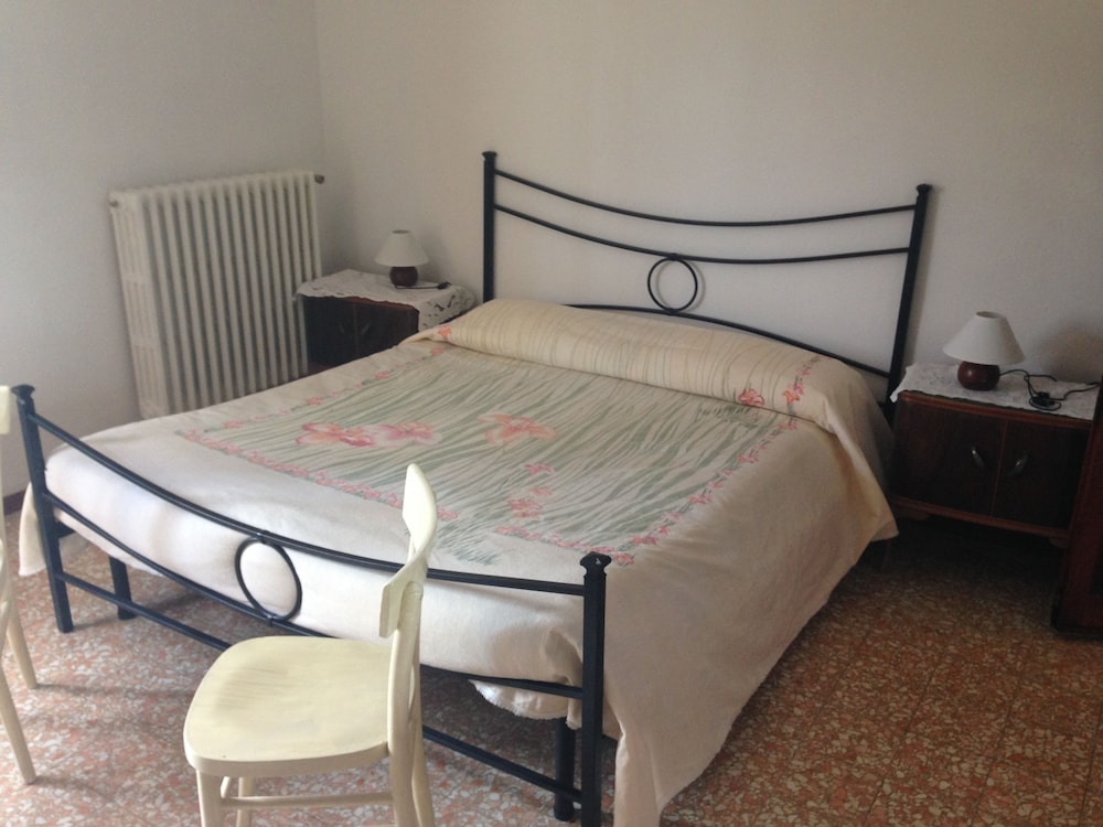 Family Room, 2 Bedrooms, Annex Building