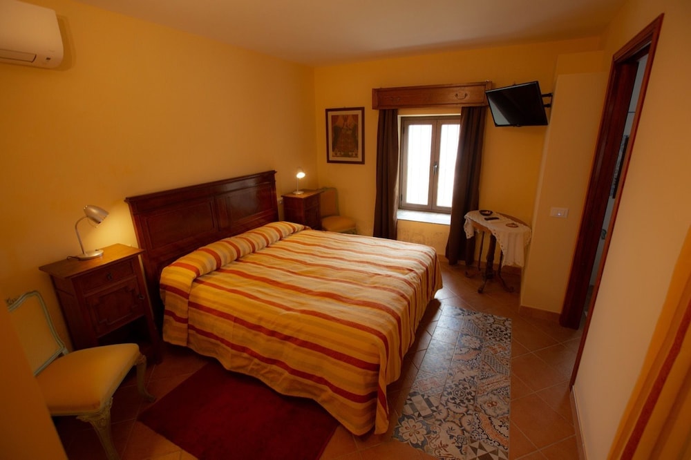 Executive Double Or Twin Room photo 3