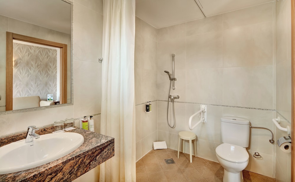 Classic Double Room, Balcony - Photo 3