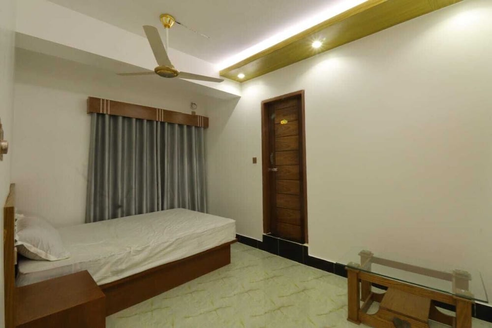 Premium Single Room, City View photo 1