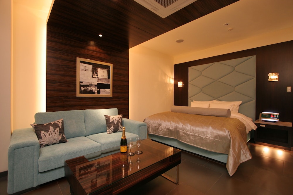 Double Room (Suite) photo 1