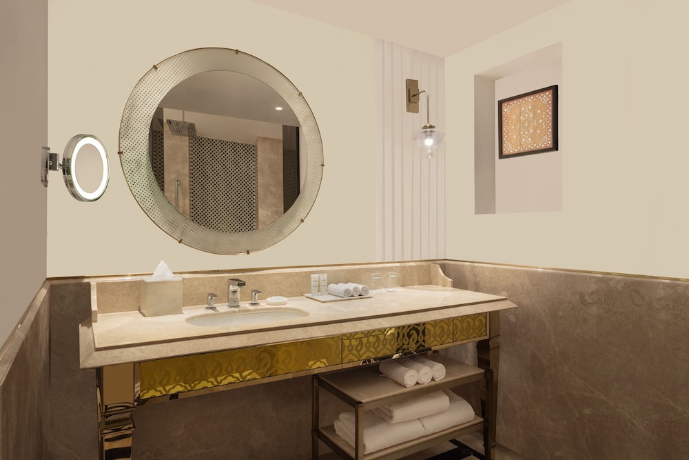 Club Room, 2 Twin Beds, City View - Photo 7