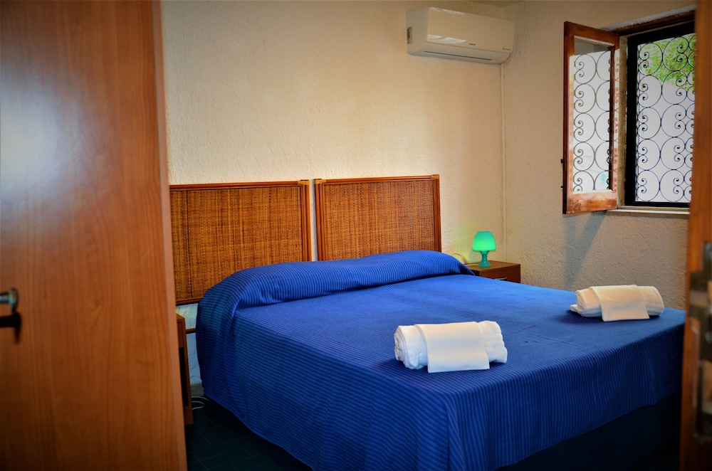 Standard Apartment, 2 Bedrooms, Terrace, Beachfront
