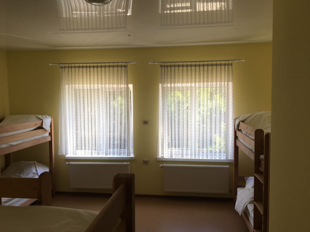Family Room (8 Beds) photo 1