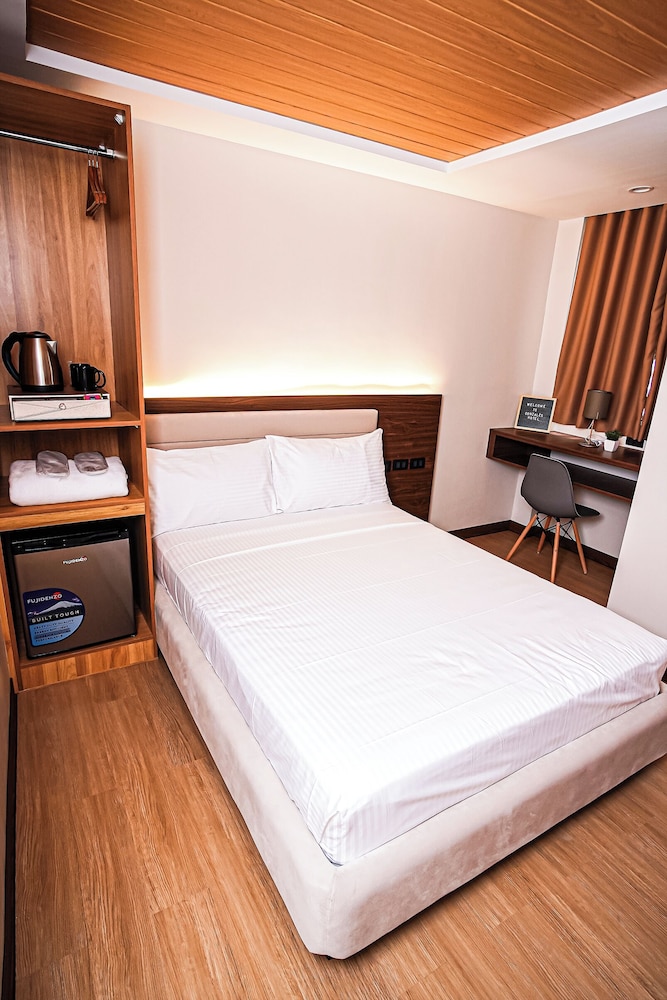 Double or Twin Room, City View photo 2