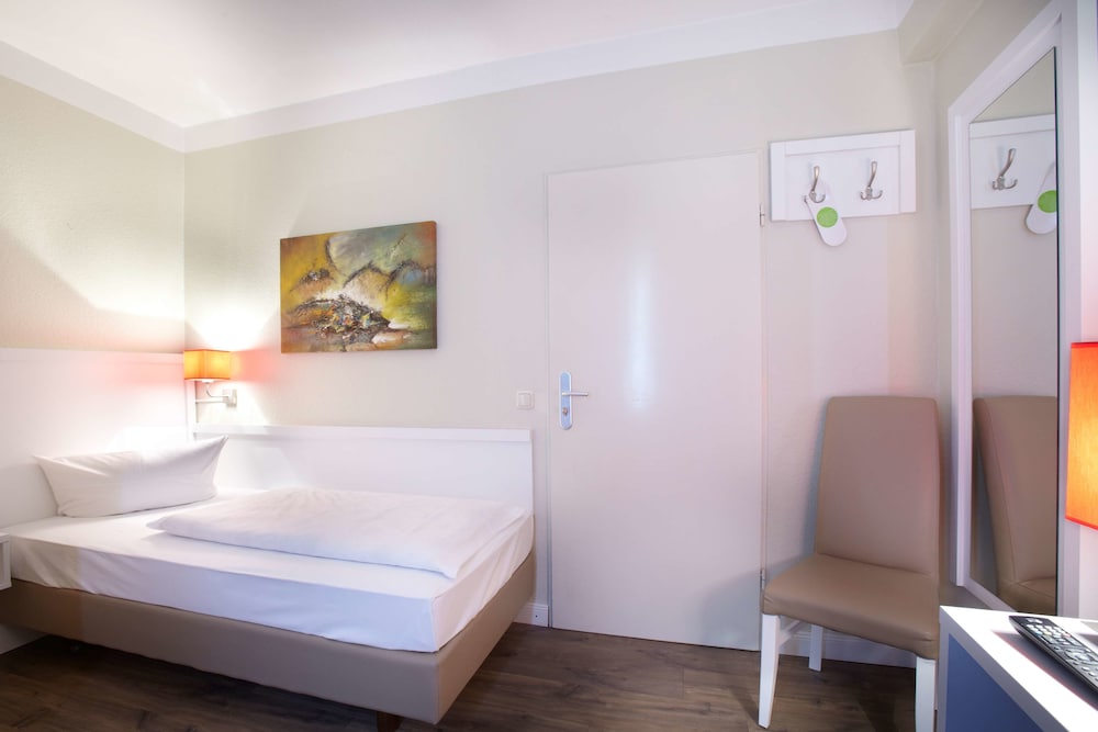 Standard Room, 1 Twin Bed photo 2