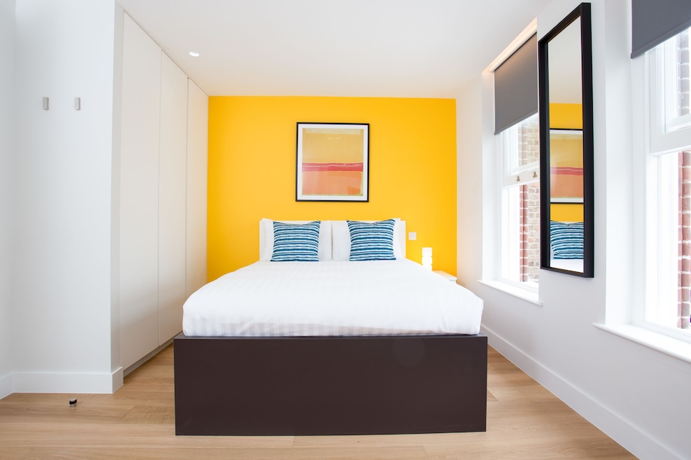 Studio Apartment photo 1