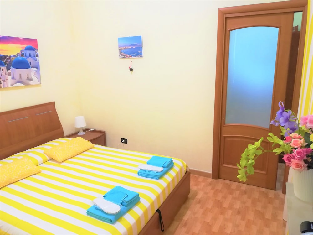 Double Room, 1 Queen Bed