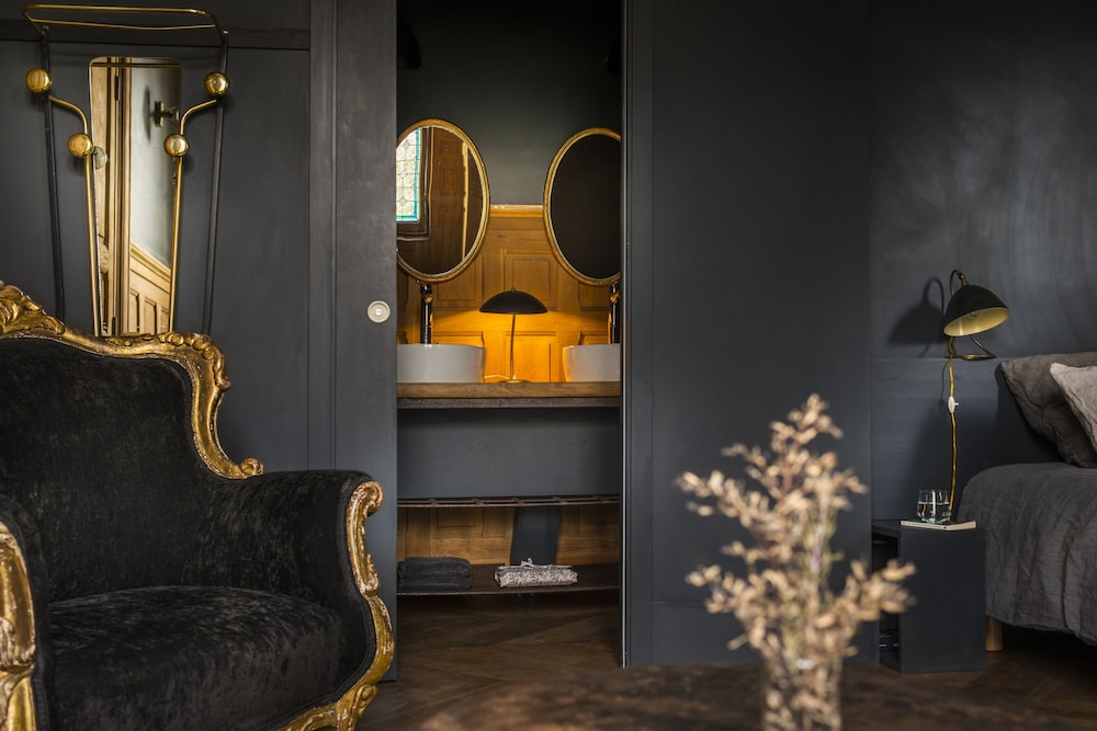 Grand Room photo 2
