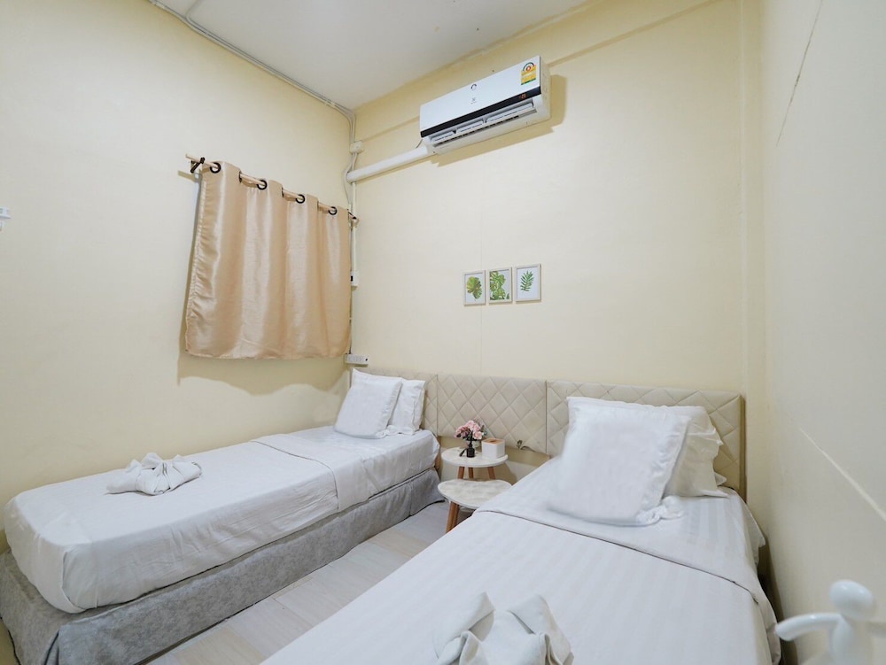 Twin Room photo 1