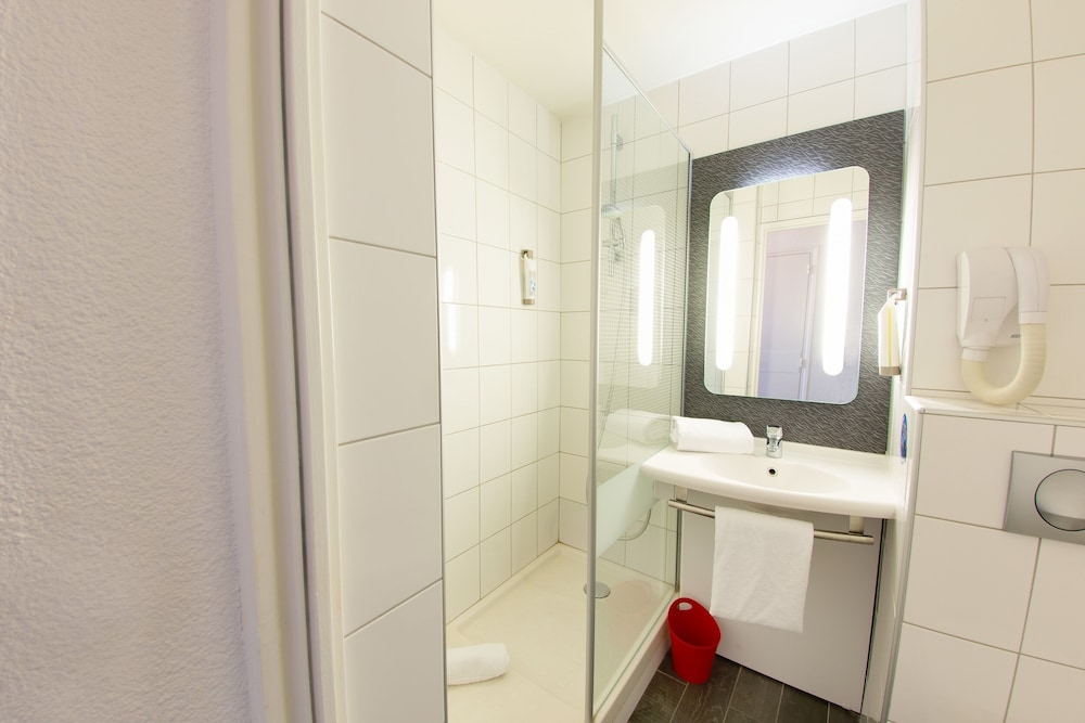 Standard Room, 1 Double Bed photo 2