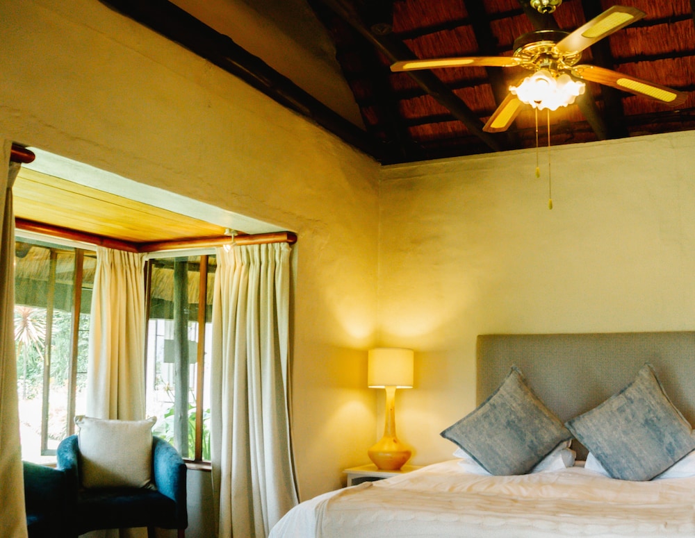 Classic Room, 1 King Bed, Non Smoking photo 1