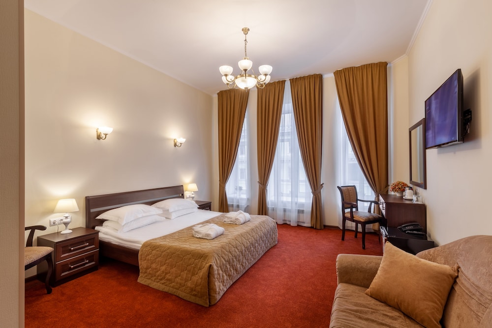 Comfort Suite, 1 King Bed, Hot Tub, City View photo 1