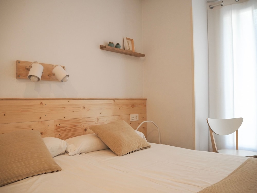 City Double Room, Balcony, Beachside