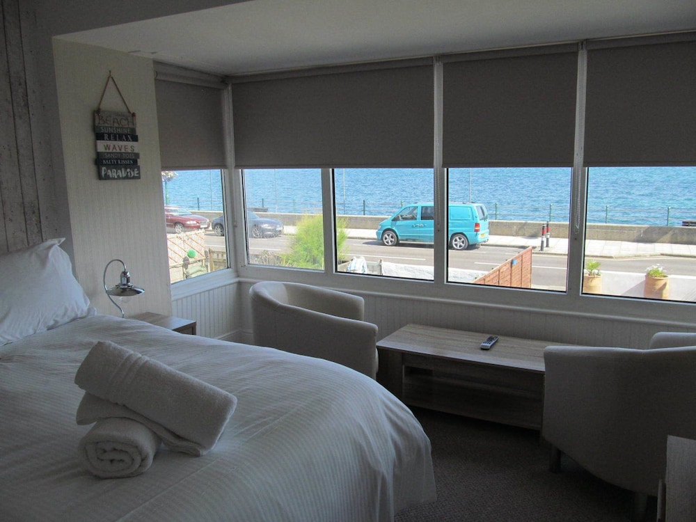 Double Or Twin Room, Sea View photo 1