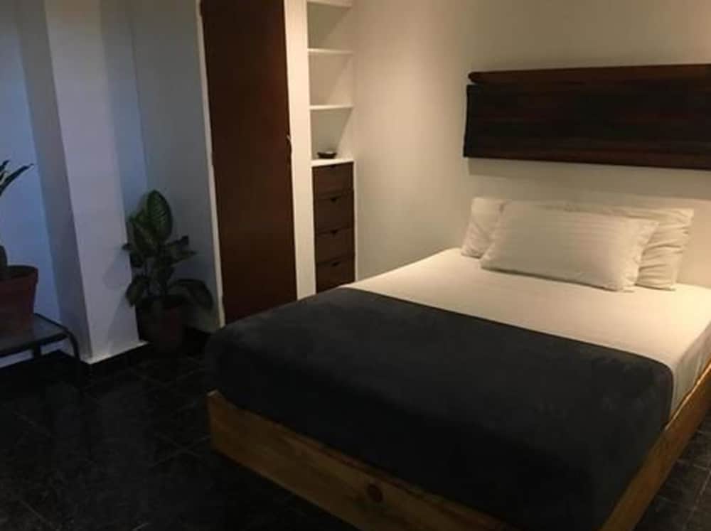 Deluxe Double Room, 1 Queen Bed (Anaranjado) photo 2