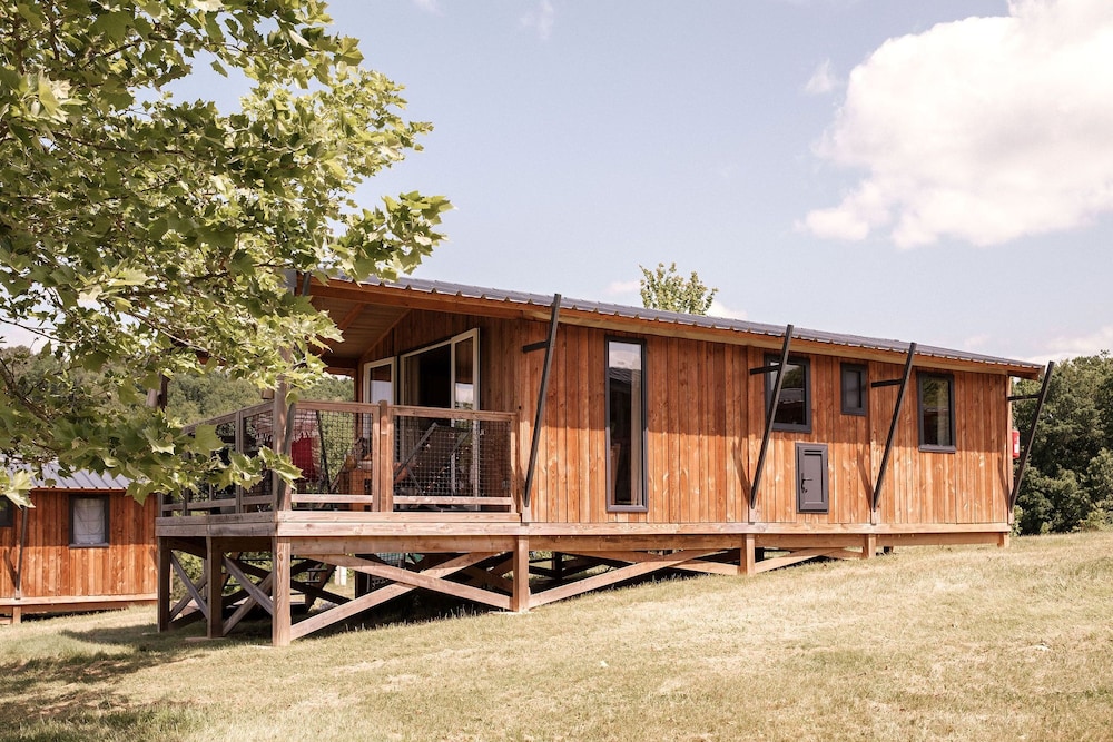 Signature Chalet photo 2