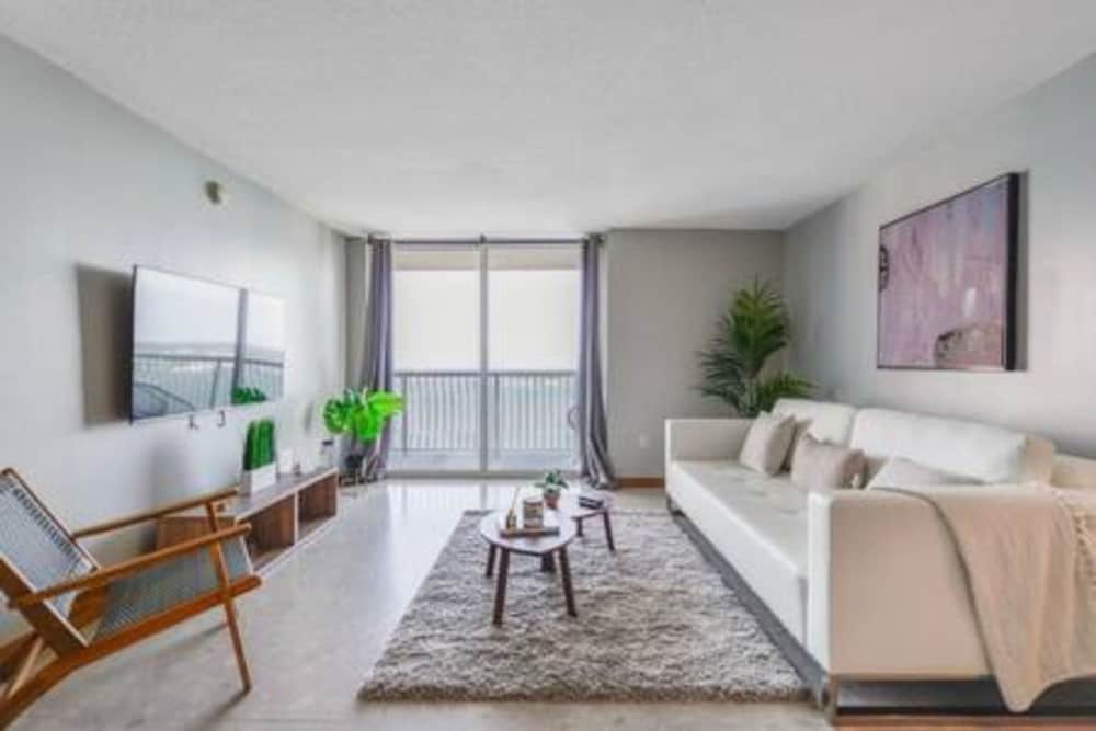 Apartment photo 1