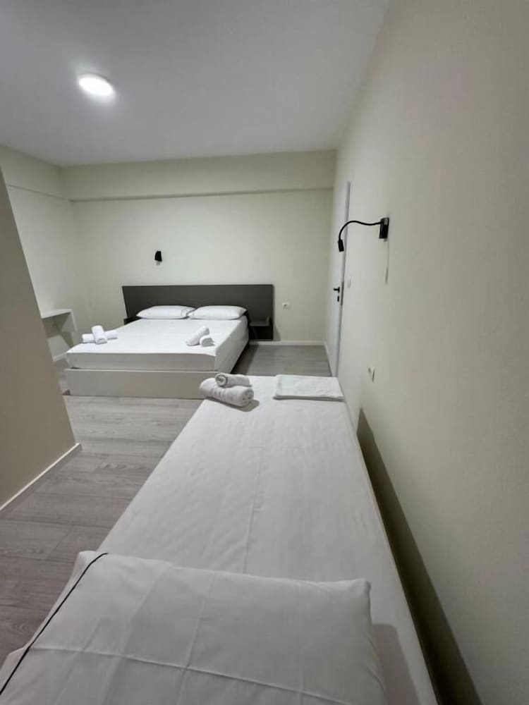 Triple Room with City View