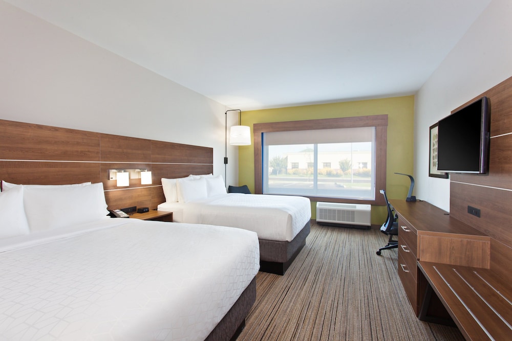 Standard Room, 2 Queen Beds, Accessible (Communication, Accessible Tub) photo 1
