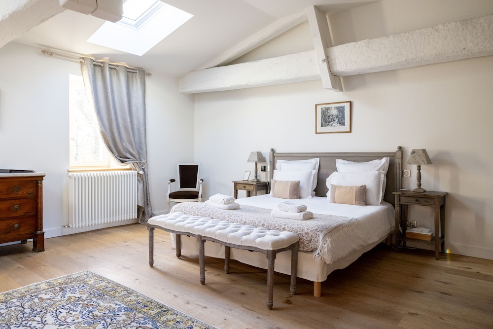 The Tilleul/ Lime Tree suite photo 1
