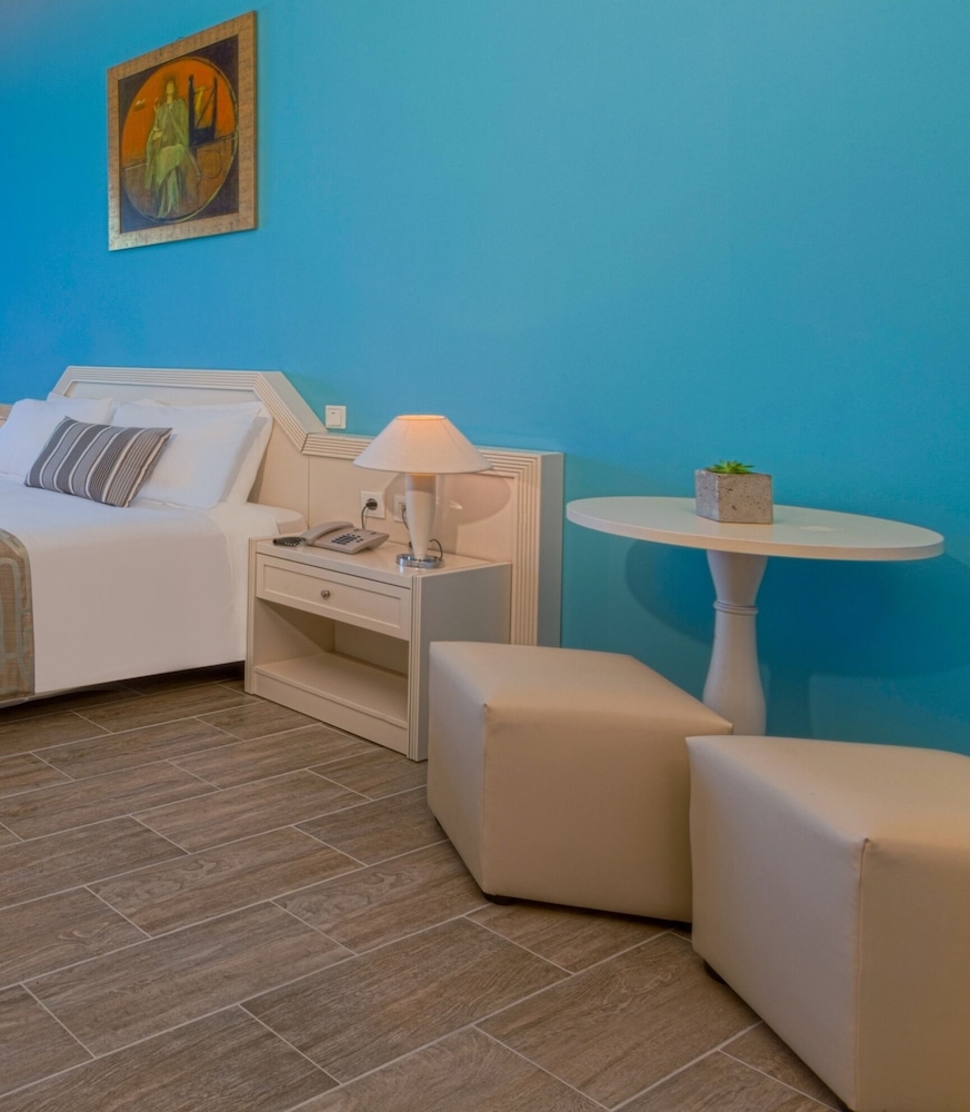 Superior Double Room, Sea View - Photo 1