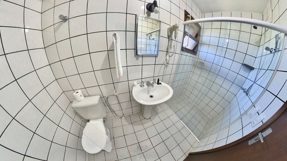 Standard First Floor - Photo 6