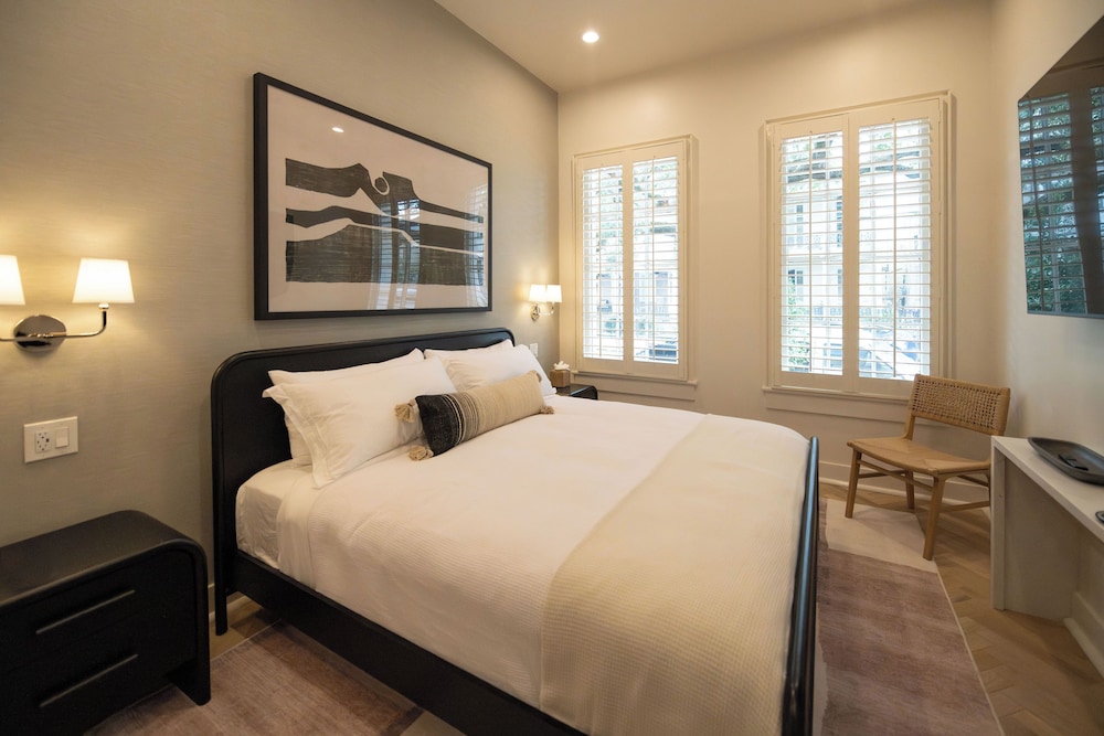 Premium Room, 1 King Bed