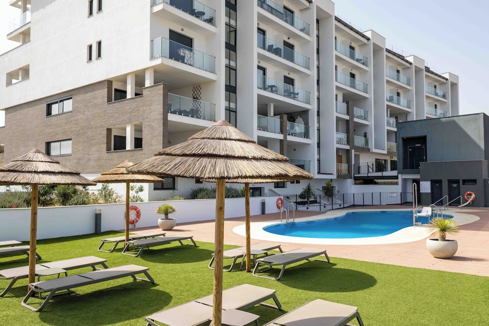 Apartment, 2 Bedrooms, Balcony, Garden View