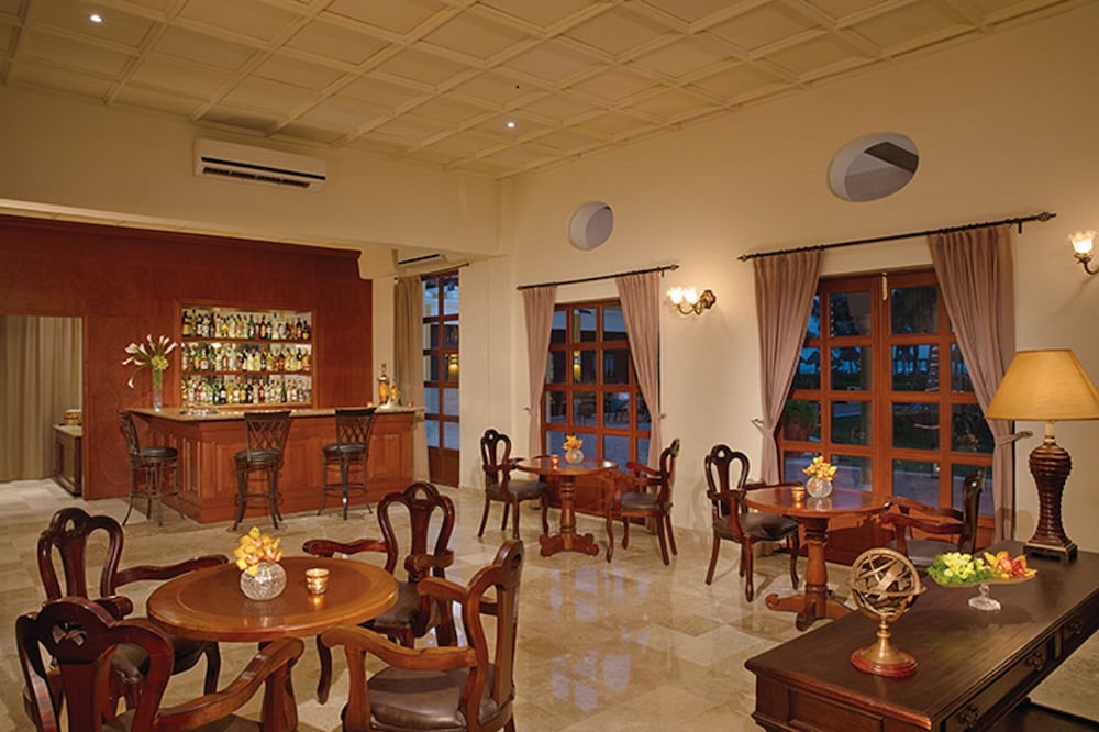 Preferred Club Junior Suite Ocean Front Double