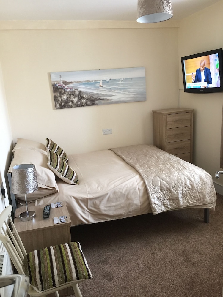 Economy Double Room, Private Bathroom (Room 2) photo 3