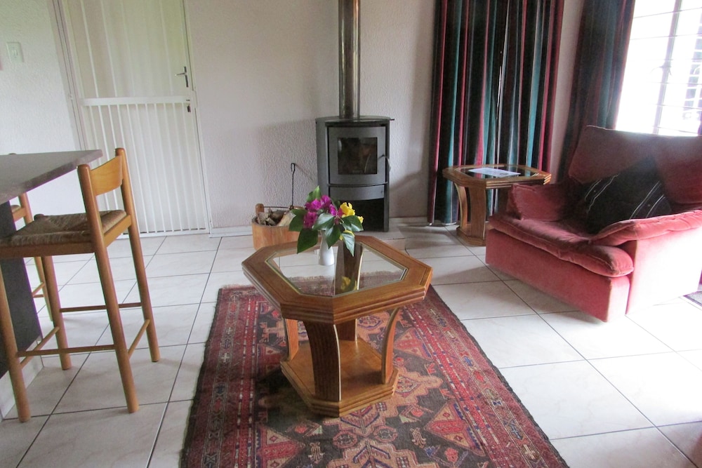 Standard House, 1 Bedroom (Acacia House) photo 2