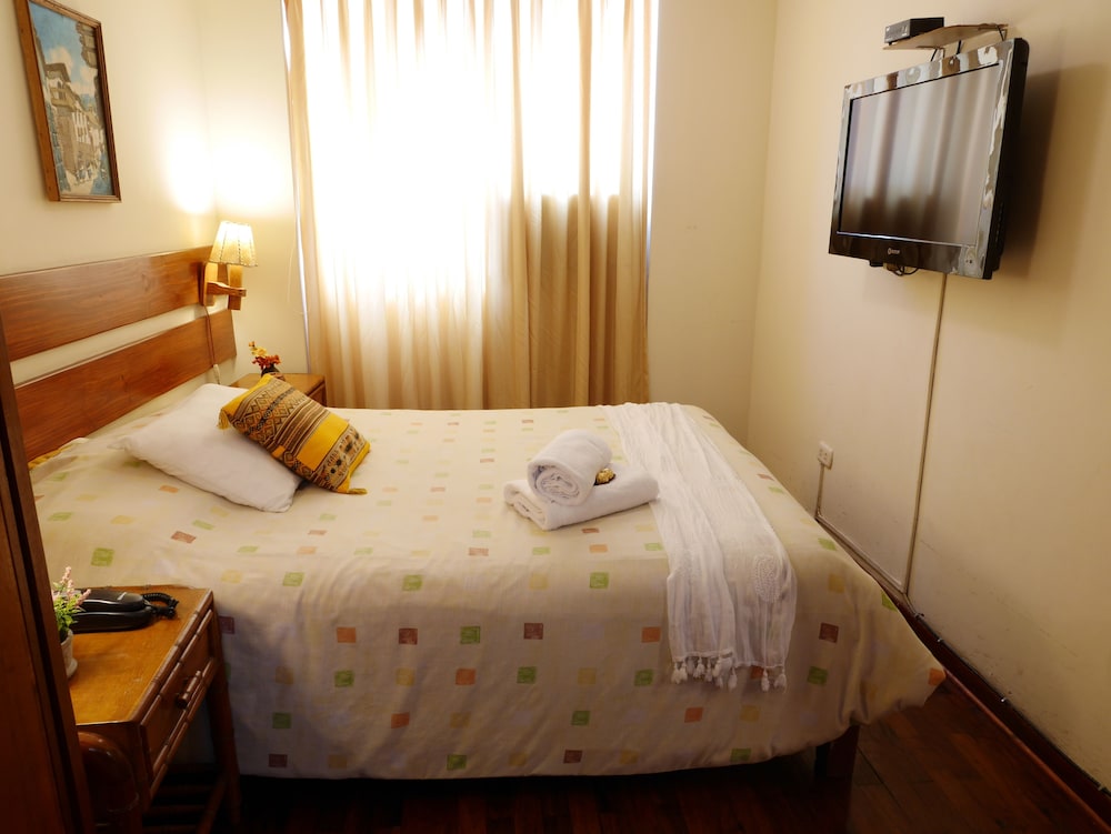 Junior Apartment