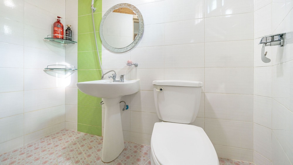 Basic Room, 1 Bedroom (Mone) - Photo 6