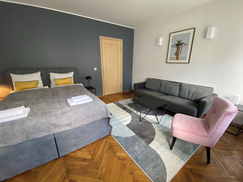 Apartment, 2 Bedrooms, Kitchen photo 3