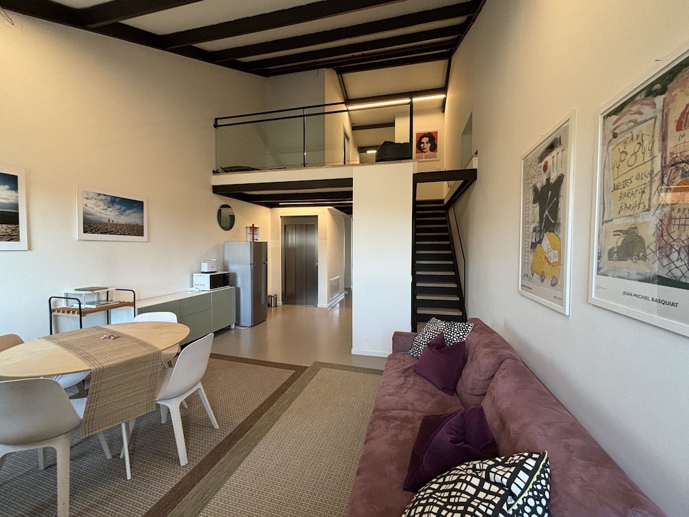 Panoramic Apartment, River View (4)