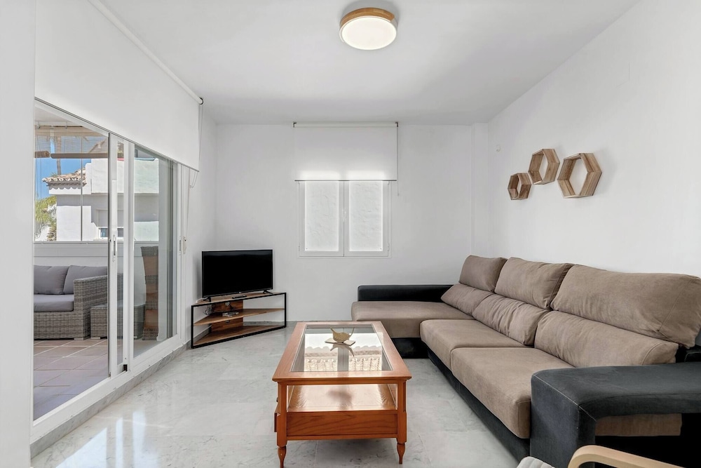 Familienstrandapartment mit Pool, Foto 9