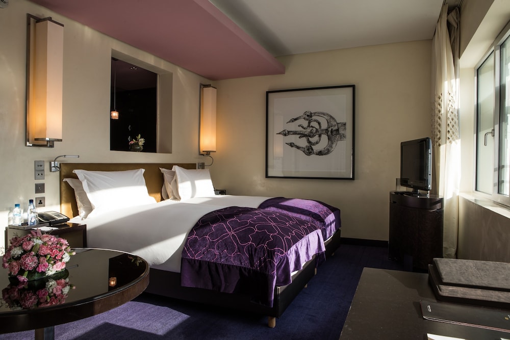 Classic Room, 2 Twin Beds, City View - Photo 10