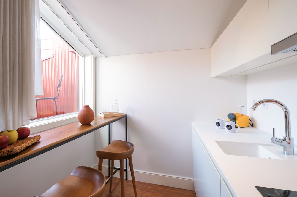 Junior Suite, Patio - Photo 10